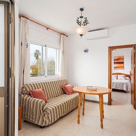 Apartamento Junto A La Playa En El Centro Conil De La Frontera Luaran gambar