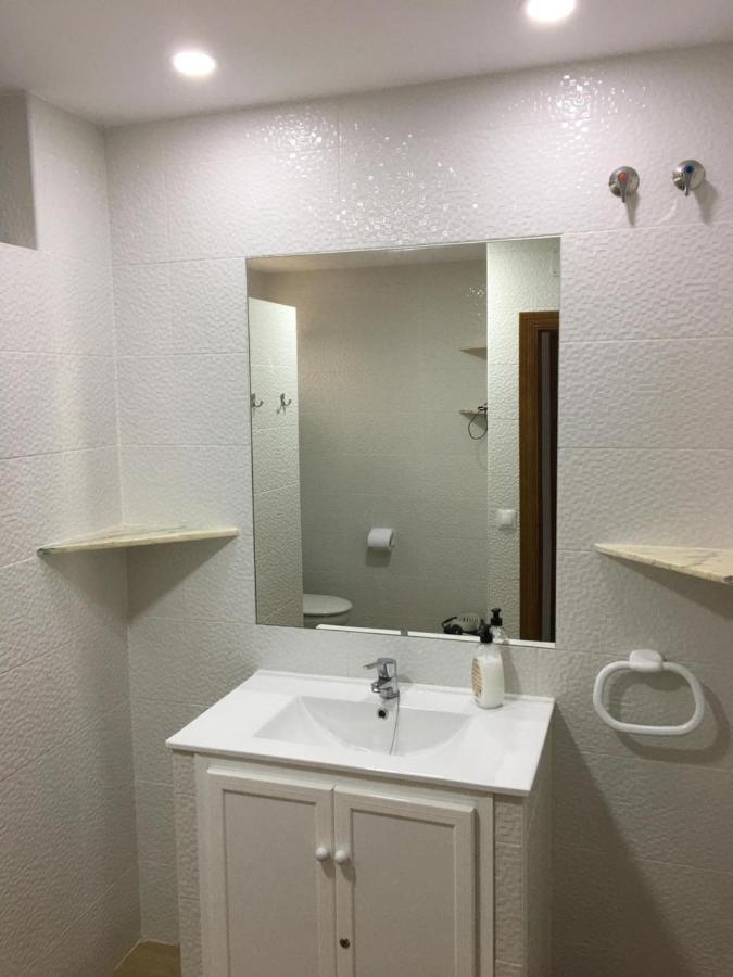 Apartamento Junto A La Playa En El Centro Conil De La Frontera Luaran gambar