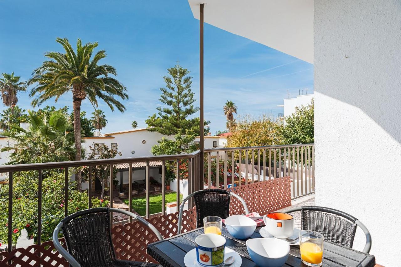 Apartamento Junto A La Playa En El Centro Conil De La Frontera Luaran gambar
