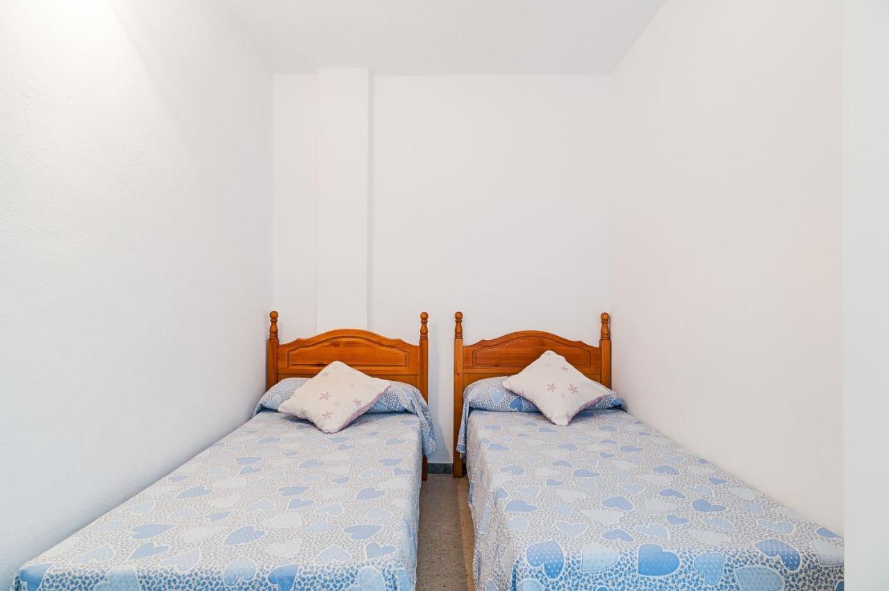 Apartamento Junto A La Playa En El Centro Conil De La Frontera Luaran gambar