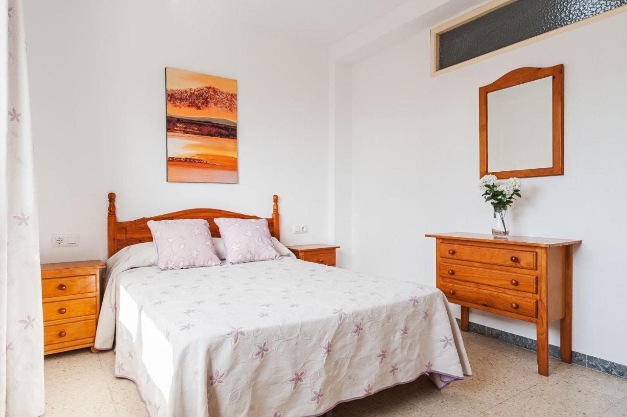 Apartamento Junto A La Playa En El Centro Conil De La Frontera Luaran gambar